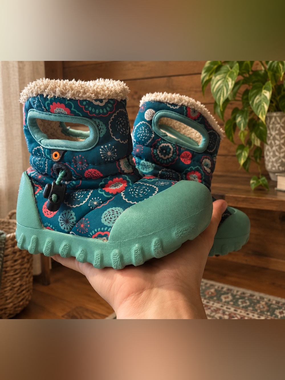 Bogs B-Moc Teal Floral Kids Winter Pull-On Boots size 6 (22)